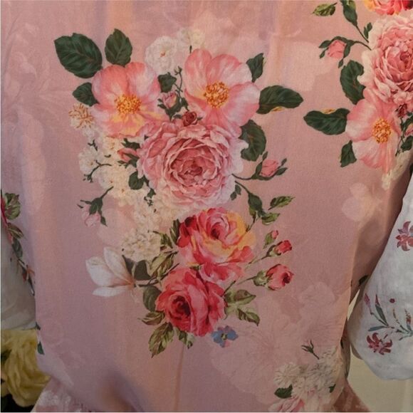 Hemant & Nandita Floral print embroidered top, XS - Picture 8 of 10